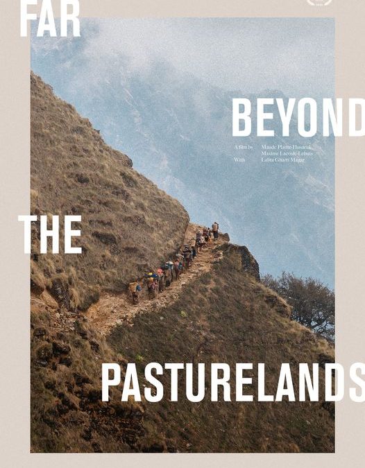 Maude Plante-Husaruk (DEC ALC 2007) co-réalise le film Au delà des hautes montagnes