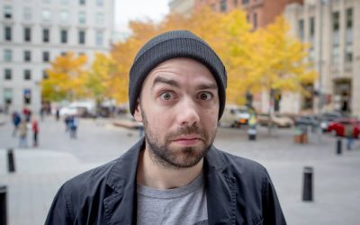 Charles Beauchesne (DEC ALC 2005) anime des nouvelles capsules à Télé-Québec et publie une première bande dessinée