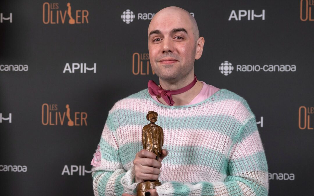 Charles Beauchesne (DEC ALC 2005) remporte un Olivier pour Les pires moments de l’histoire saison 5